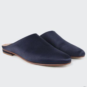 Intentionally Blank Satin Mules, Sz 9 Navy